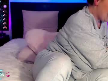 Crystal Cream webcam livesex profile in vibes cams